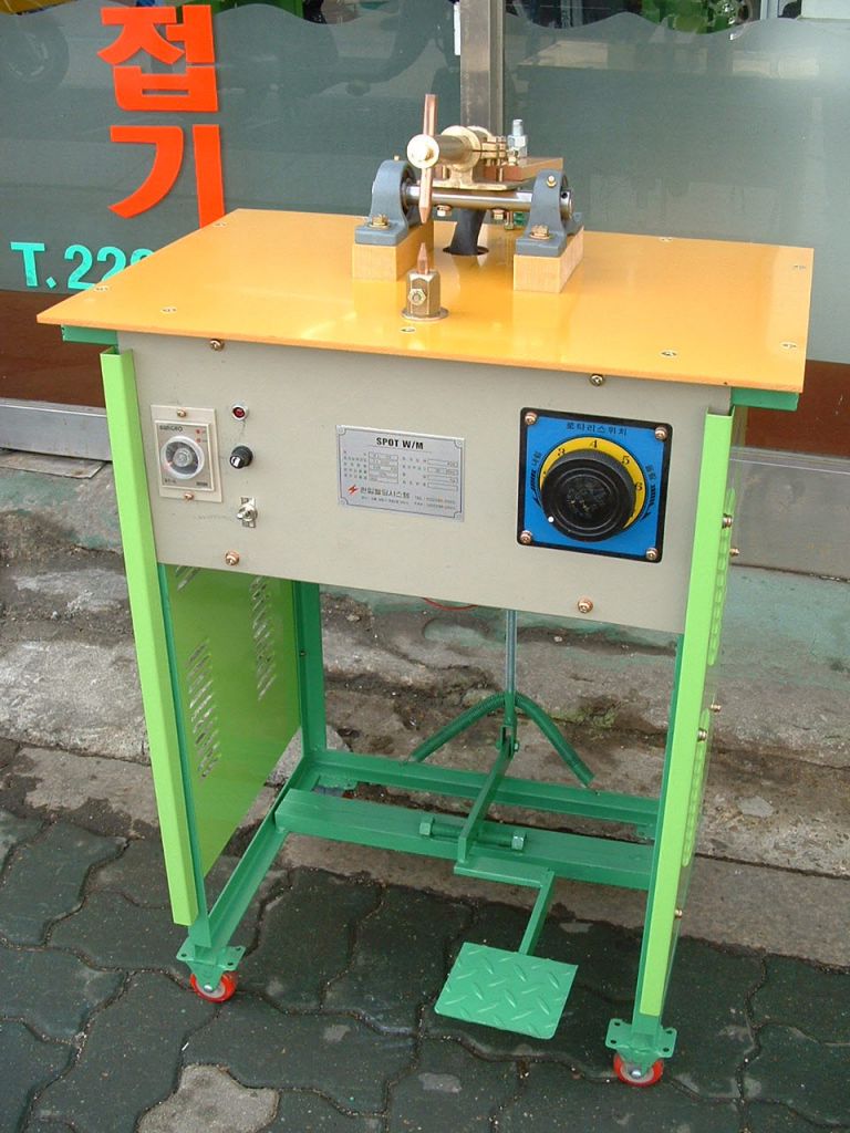 H L-114